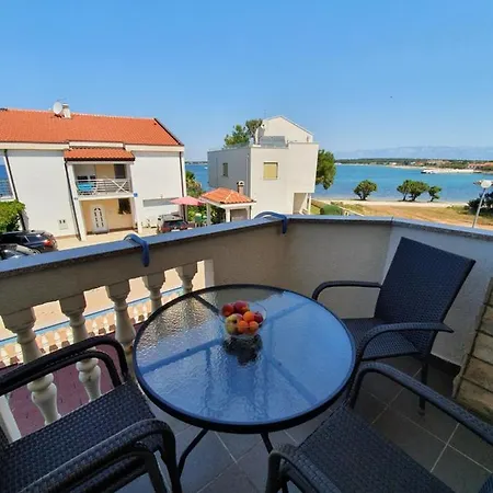 Jankovic Apartamento Zaton (Zadar)